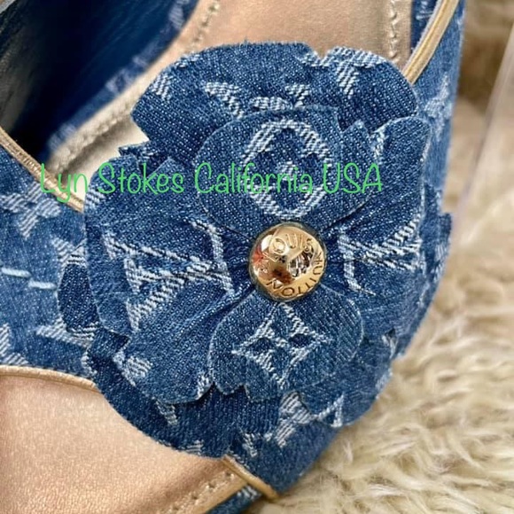 Authentic Preloved Louis Vuitton Canvass Sandal - Picture 2 of 5